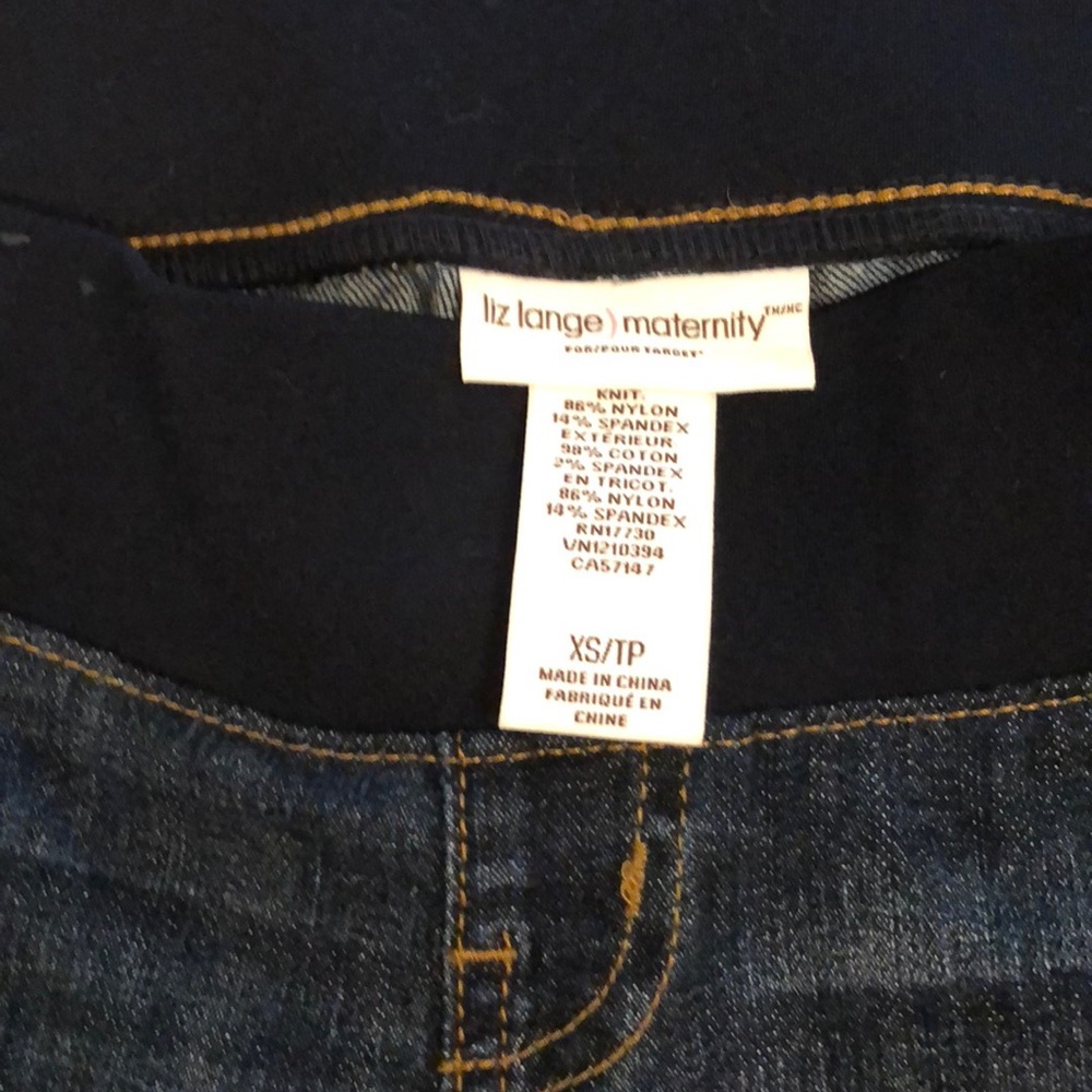 Maternity shorts